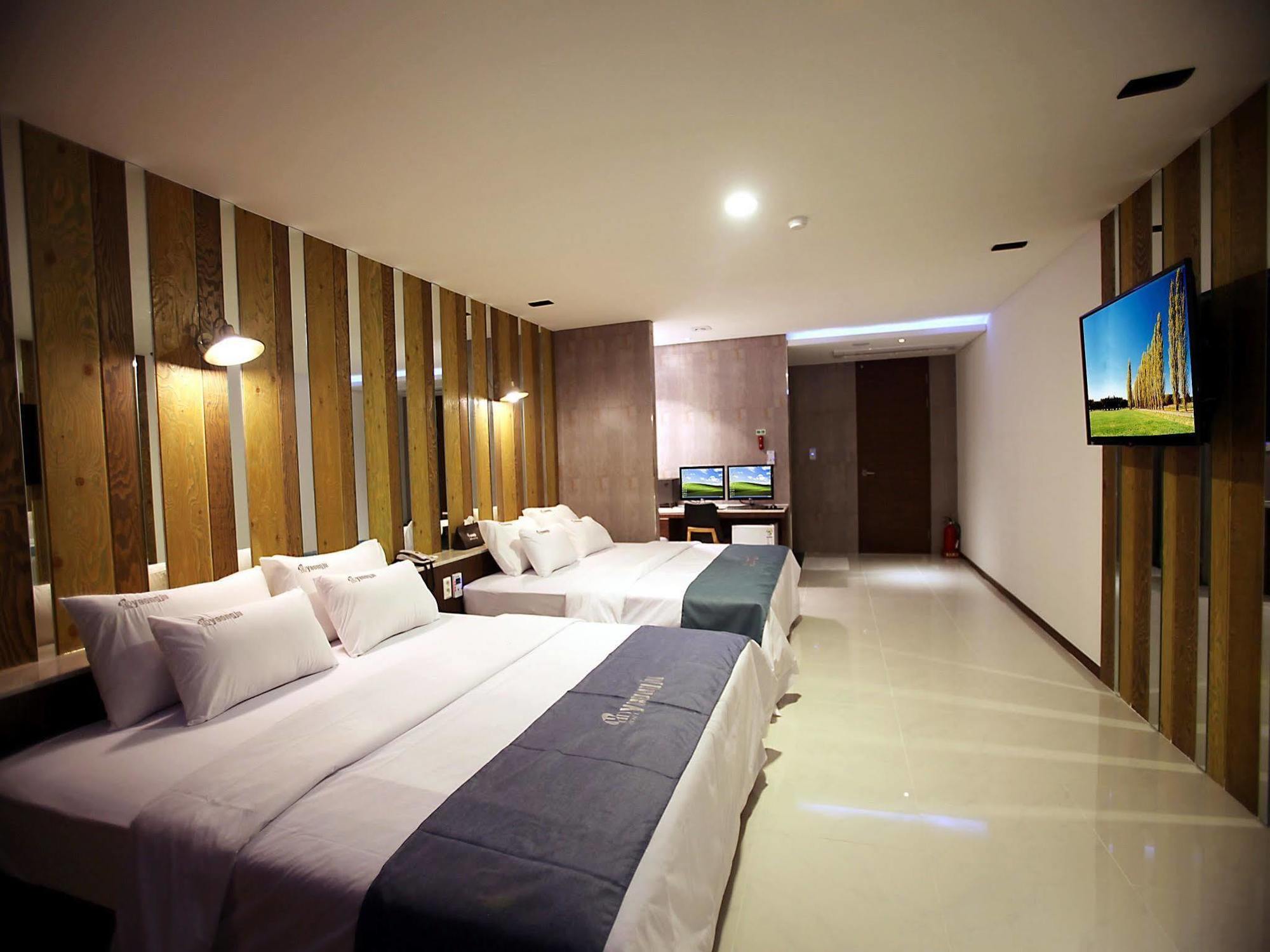 Yeongju Hotel Ngoại thất bức ảnh